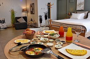 אחוזה בשניים