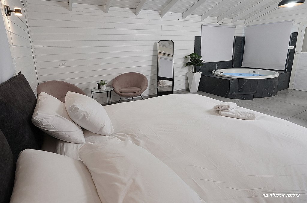 סוויטת מרום | מושב עלמה