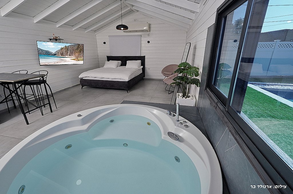 סוויטת מרום | מושב עלמה