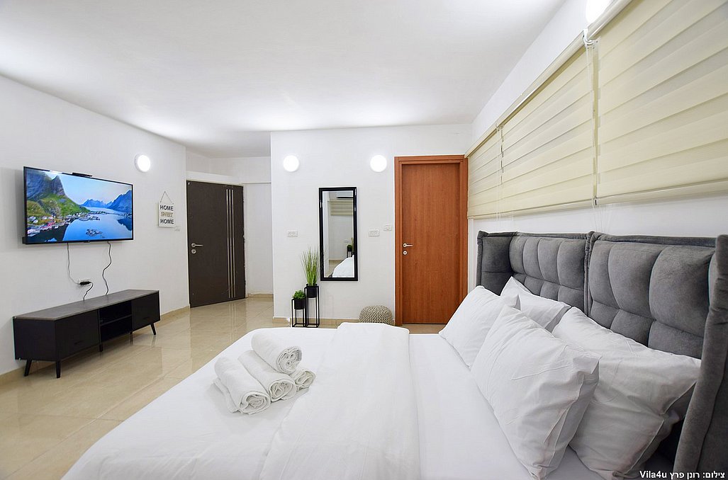 ליאור בכנרת