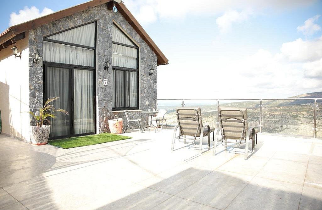 מצפה הצוקים - מתחם אירוח חדש בירכא